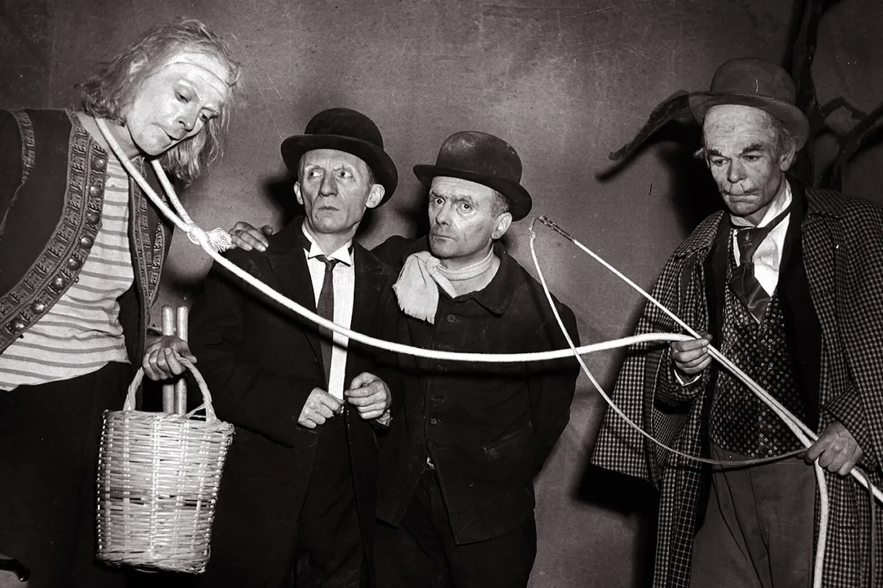 Vintage photo of the cast of the original production of Waiting for Godot.