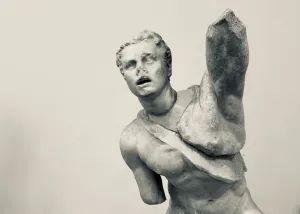 paranoia will destory ya [sic]